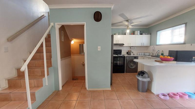 3 Bedroom Property for Sale in Bloemhof Western Cape